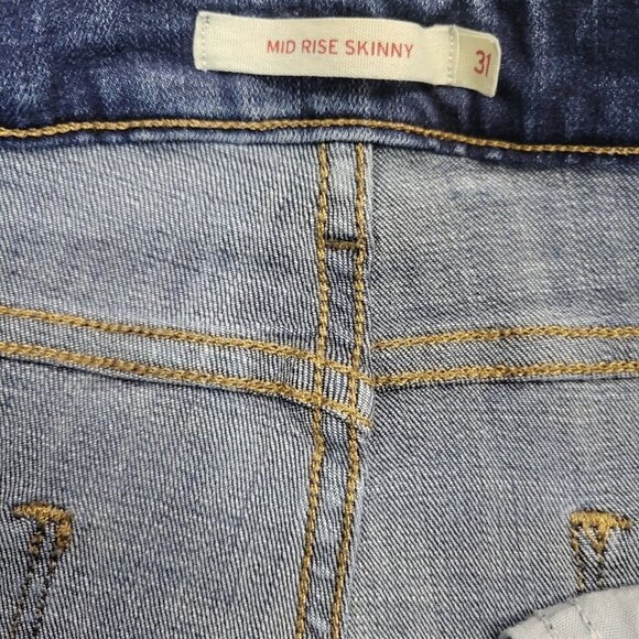 Levi's Mid-Rise Skinny Jeans.  Size 31. Excellent Condition Pre-owned - Picture 9 of 9